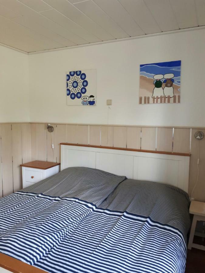 Vakantiehuisje Martina 24 フリシンゲン エクステリア 写真